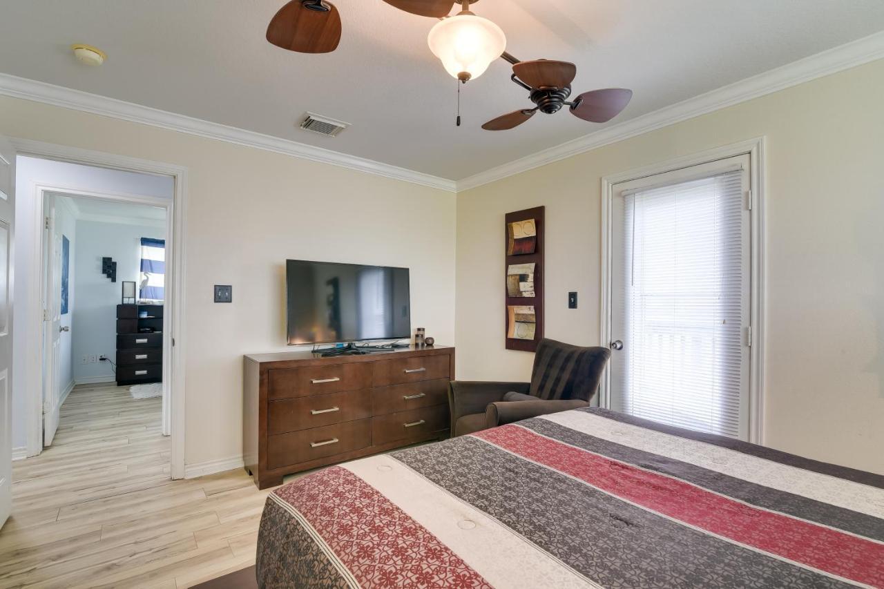 Willa Galveston Escape With Entertainment Patio And Deck! Zewnętrze zdjęcie